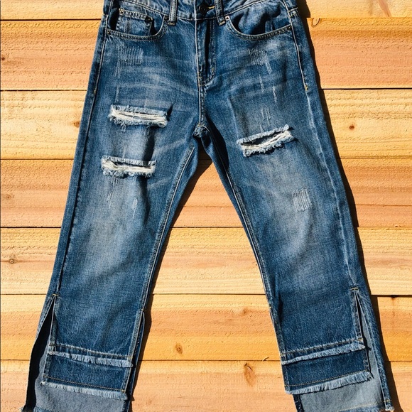 Current Air Distressed Jeans - Picture 4 of 8